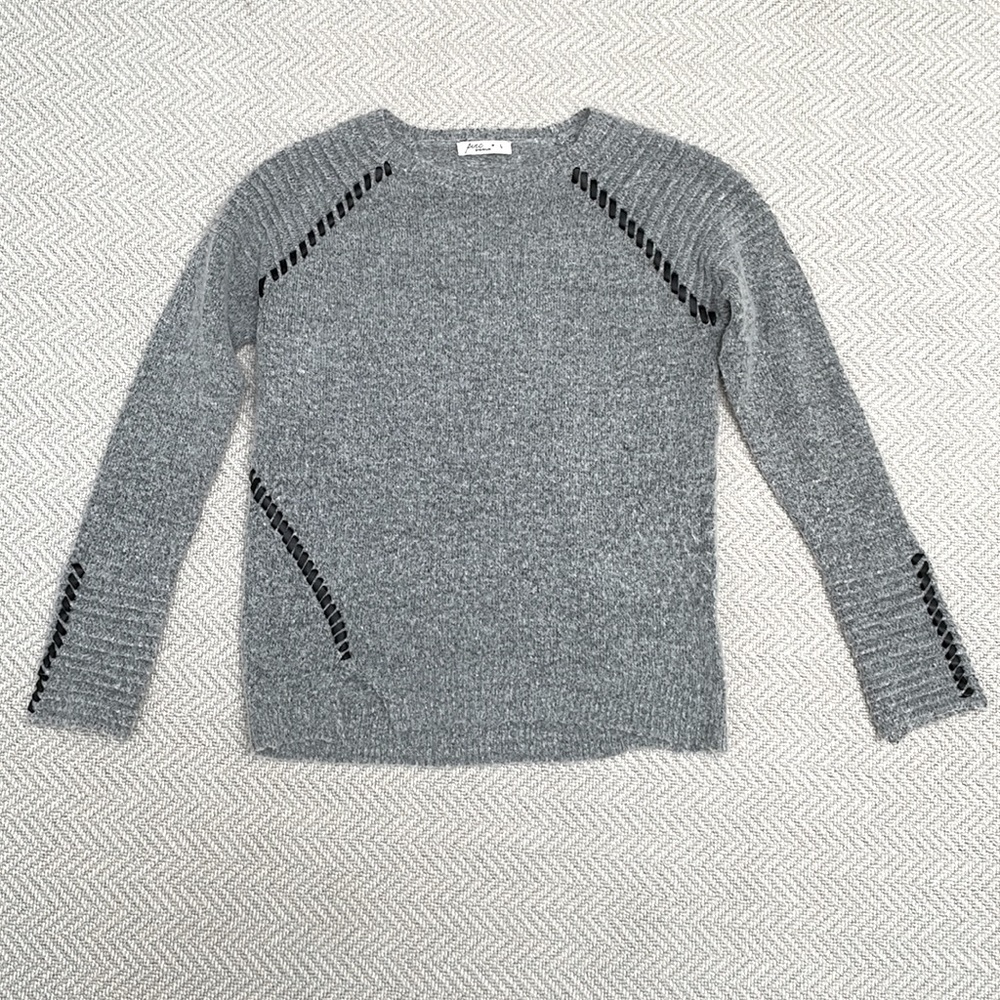PINC PREMIUM Sweater